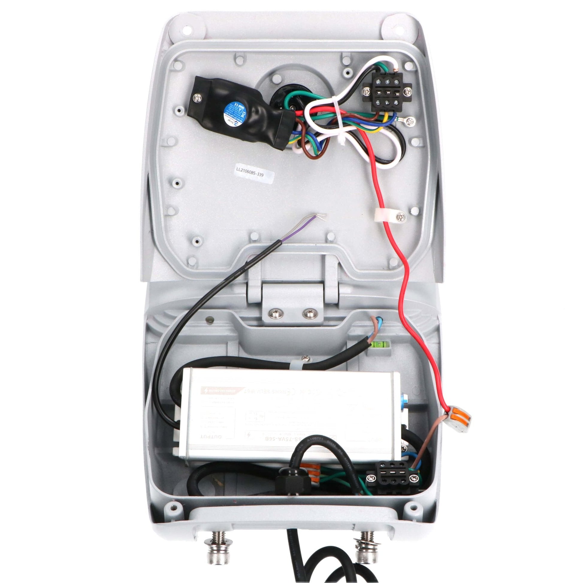 Zilverkleurige LED straatverlichting met zichtbare chiparray en glazen beschermkap, geschikt voor buitenverlichting. Robuust ontwerp met metalen bevestigingspunten voor betrouwbare straatverlichting.