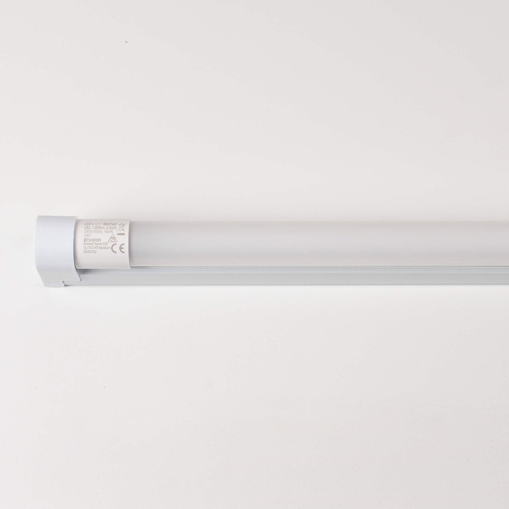 Moderne zwart wandlamp met afmetingen 210x150x94mm