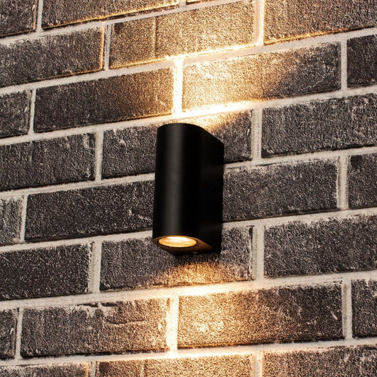 Comnox - Sapri - Buitenwandlamp met 2 x GU10 fitting – Duurzame verlichting – IP44 bescherming – Aluminium behuizing – Zwart