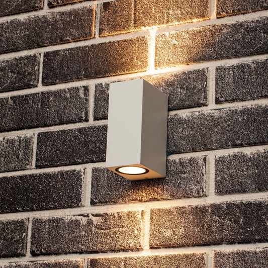 Comnox - NØRD Milaan Up&Down Wandlamp - Duurzame Buitenverlichting - Wit Aluminium