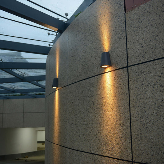 Comnox - LED Wandlamp Buiten Como - Duurzaam & Sfeervol - IP44 Weerbestendigheid - Dual GU10 - Antraciet