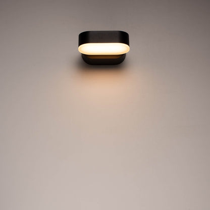 Comnox - Wandlamp Buitenlicht Rieti - Warm wit licht voor een sfeervolle buitenruimte - IP44 waterbestendig - 11 cm (L) x 10 cm (B) x 5.4 cm (H)