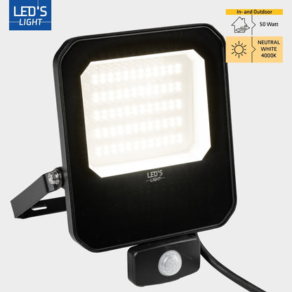 Zwart LED-uitwendig licht met bewegingssensor, voor tuin of veranda. Geïntegreerde sensor detecteert beweging en activeert automatisch de verlichting.