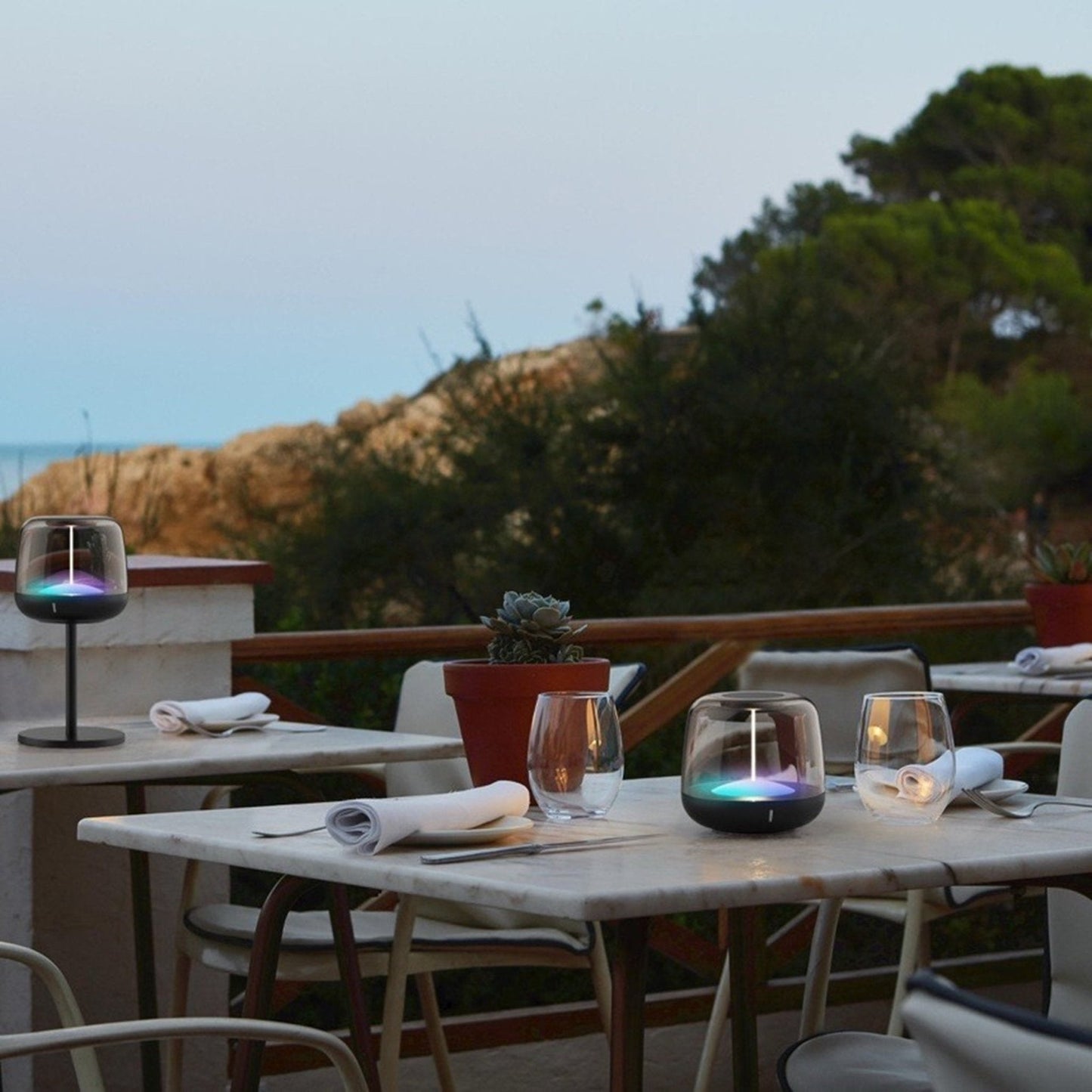 LED's Light Oplaadbare tafellamp op accu - lichtspiraal - Binnen & Buiten - RGBW