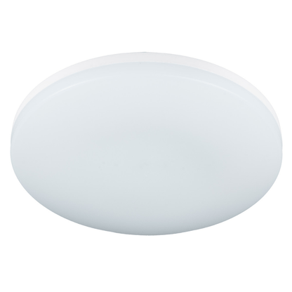 Een witte, ronde plafondlamp met mat glas en een gladde, minimalistische vorm. Geschikt voor moderne interieurs en als energiezuinige verlichting in woon- of werkkamers.