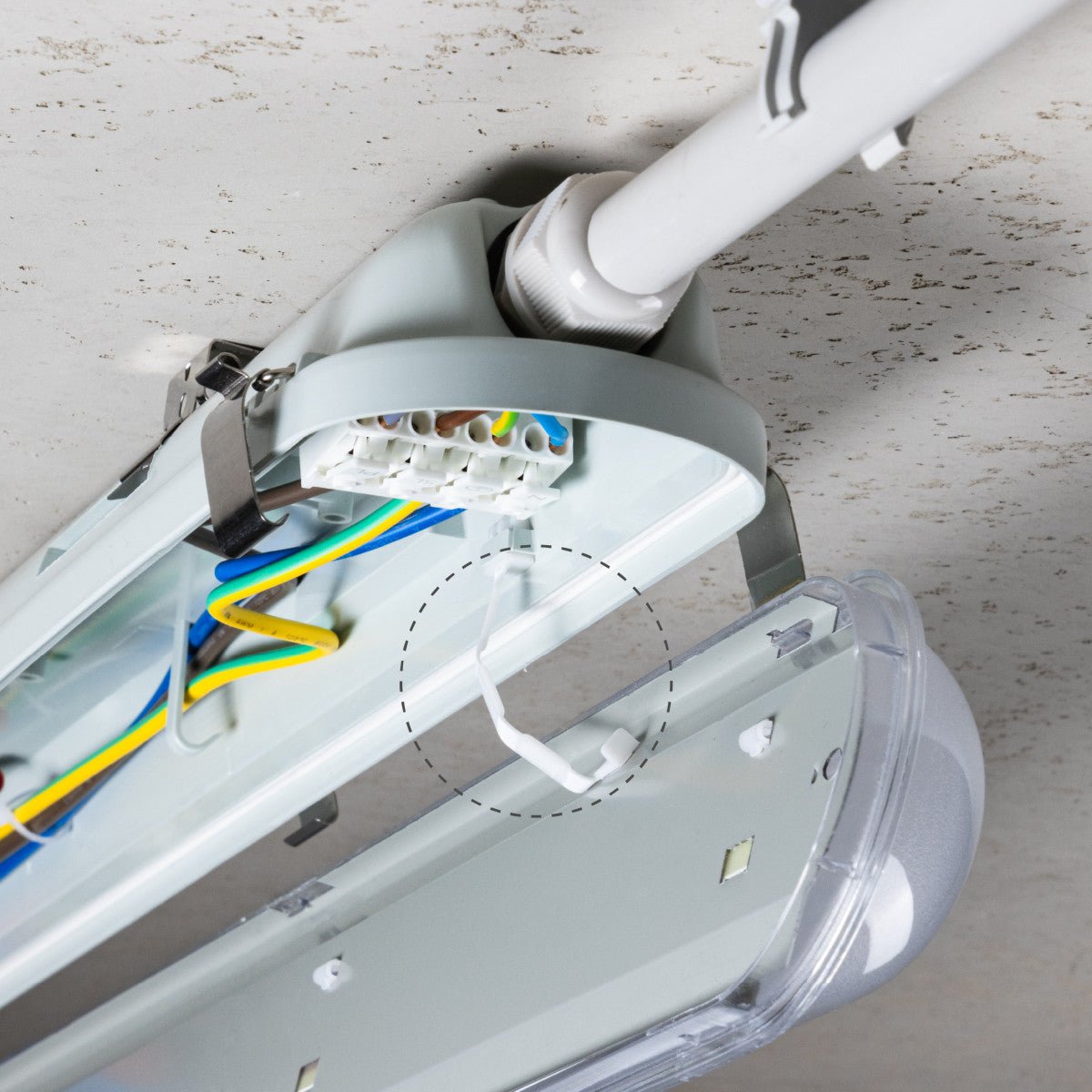 Comnox - LED'S LIGHT - LED TL armatuur 150 cm - Energiezuinig licht met noodaccu - 47W 7200lm 4000K - binnen & buiten - zwart