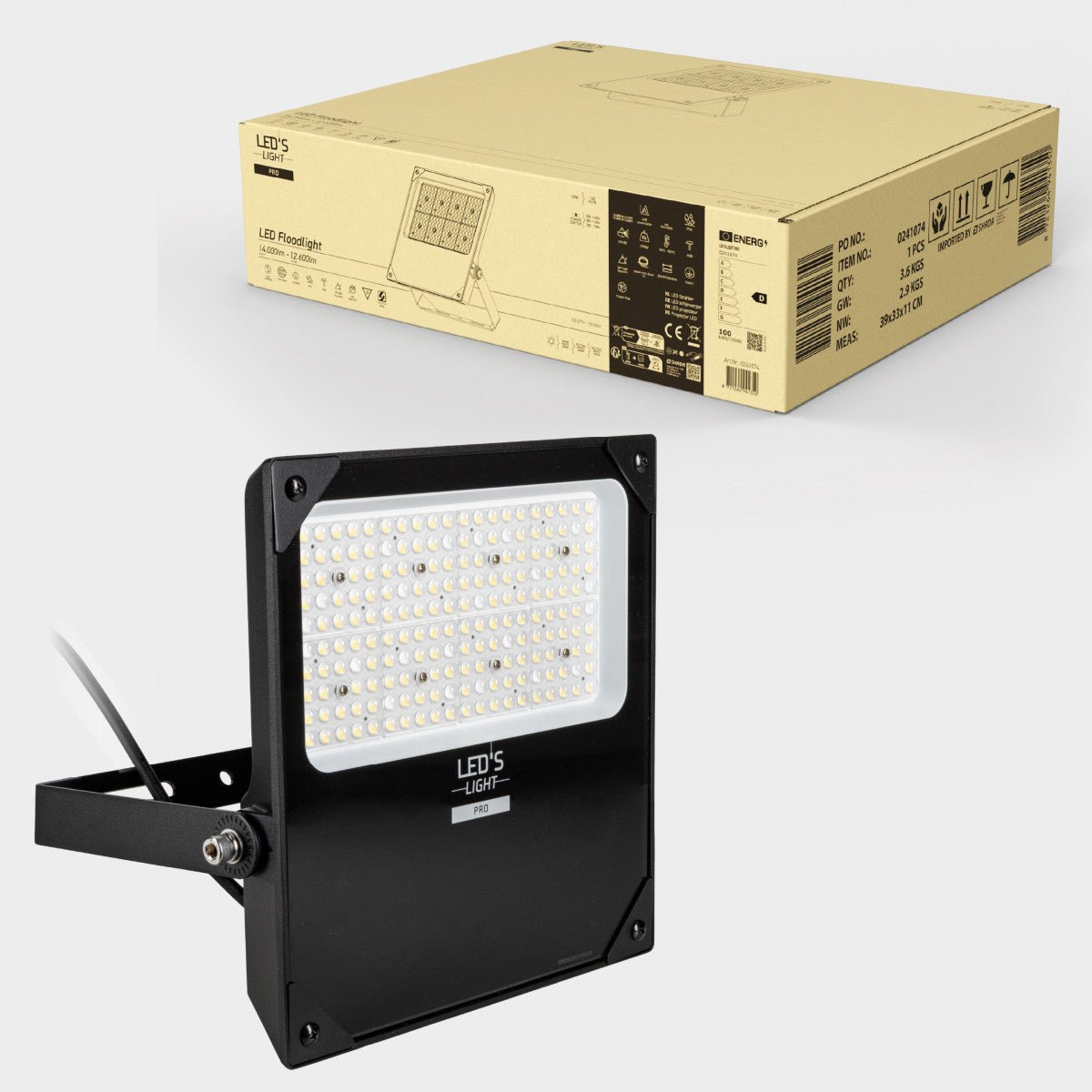 LED’s Light PRO LED-floodlight in zwart metaal, met zichtbare montageschroef en kabel, naast de beige verpakking met technische specificaties voor buitenverlichting.