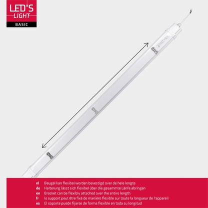 Een witte LED-battenlamp met zichtbare kabel en verpakking, geschikt voor professionele verlichting in winkels en kantoren. Gebruik voor energiezuinige, heldere verlichting in commerciële ruimtes.