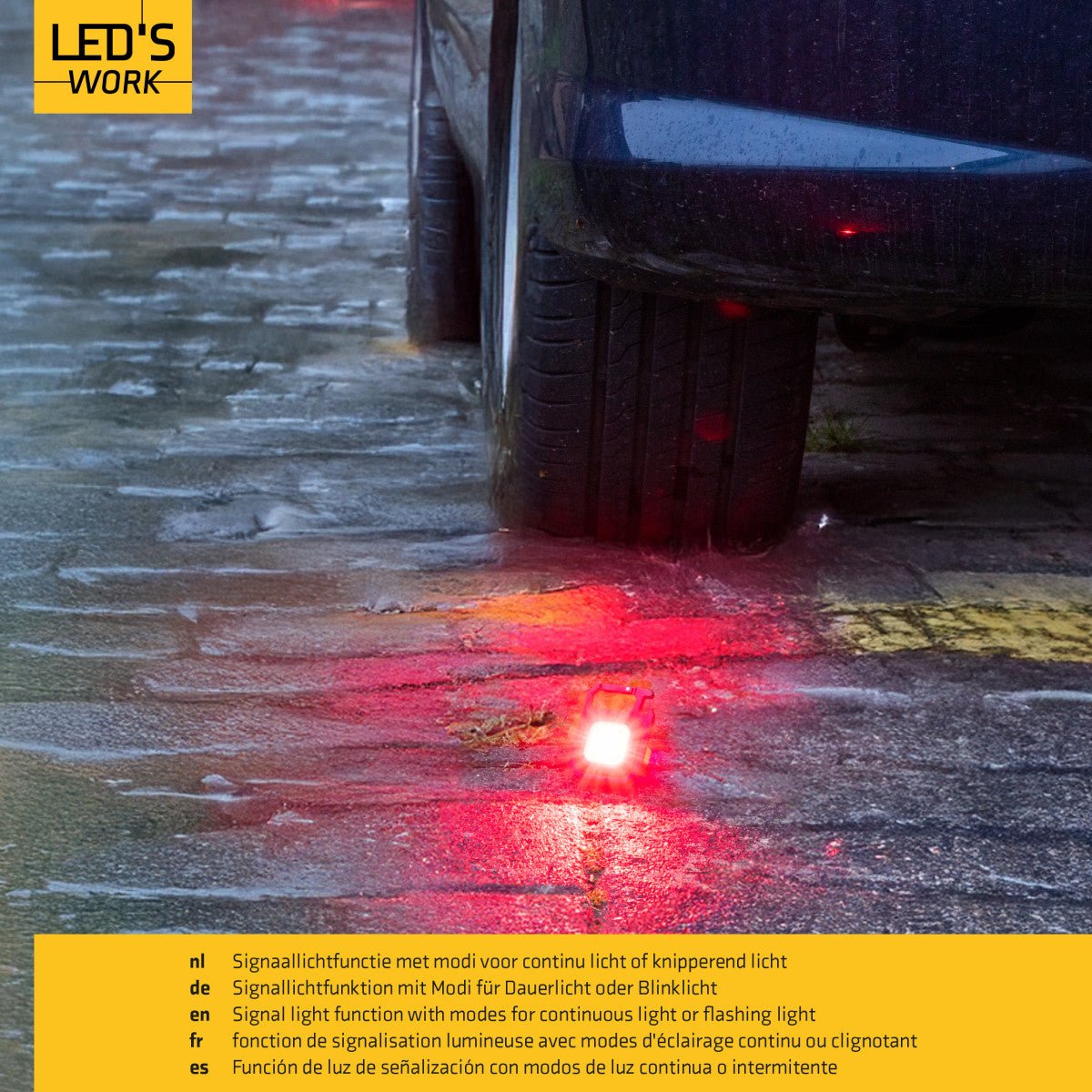 Zwart, robuust LED-lampje met geïntegreerde Type-C-aansluiting en helder geel lichtgevend oppervlak, geschikt voor werken in donkere ruimtes of als noodverlichting.