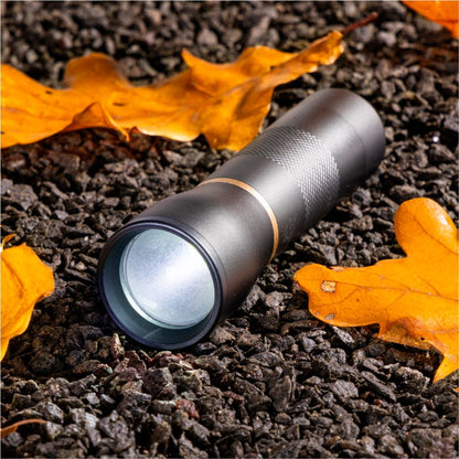 LED's Work Zaklamp op Batterijen (3x AAA) - 450 lumen - IPX4 Spatwaterdicht - Dimbaar in 3 standen