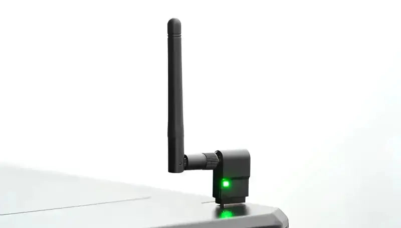 Leoxz XGT Pro simracingstuur met display en RGB