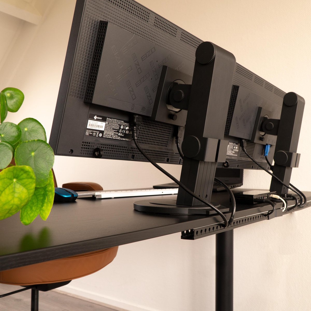 OrgaNice Kabelgoten Set - Zelfklevende organiser voor Bureau & TV - Wit