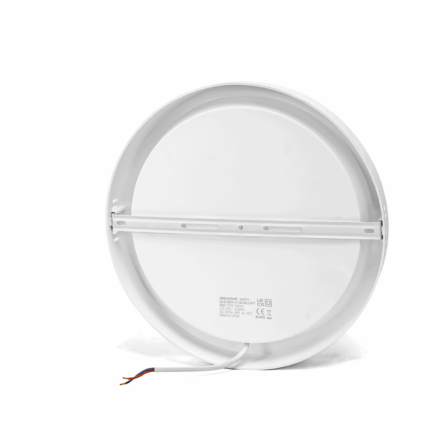 Een witte, ronde LED-plafondlamp met glad oppervlak en zichtbare ventilatiegaten aan de zijkant, geschikt voor moderne interieurs en energiezuinige verlichting in woon- en werkomgevingen.