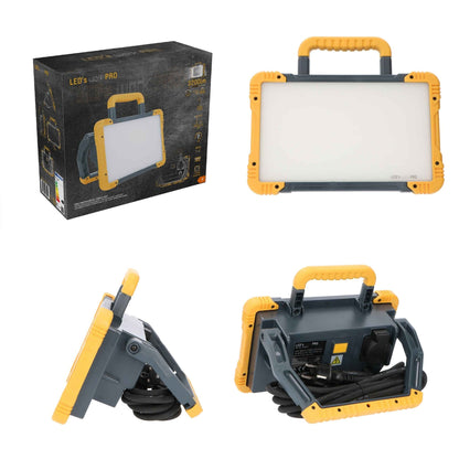 Een robuuste, gele en zwarte LED werklicht met handvat en kabel, geschikt voor professionele gebruik in werkomgevingen. Zichtbaar merk: LED’s work PRO.