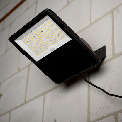 Premium LED Floodlight 100W - Levensduur van 30 jaar - IP66 Waterdicht - 16000 lm