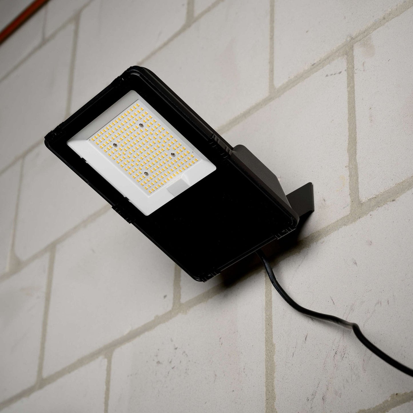 Premium LED Floodlight 50W - Levensduur van 30 jaar - IP66 Waterdicht - 7750 lm