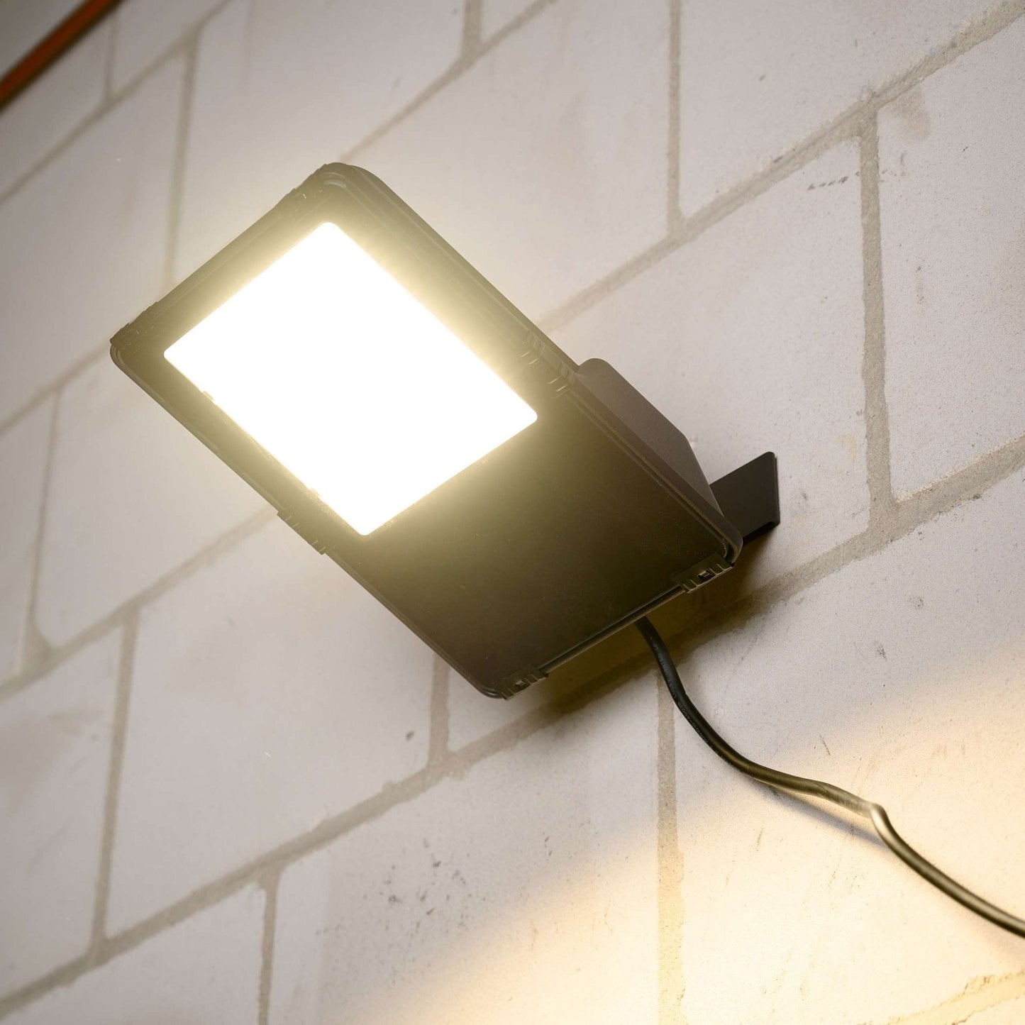 Premium LED Floodlight 50W - Levensduur van 30 jaar - IP66 Waterdicht - 7750 lm