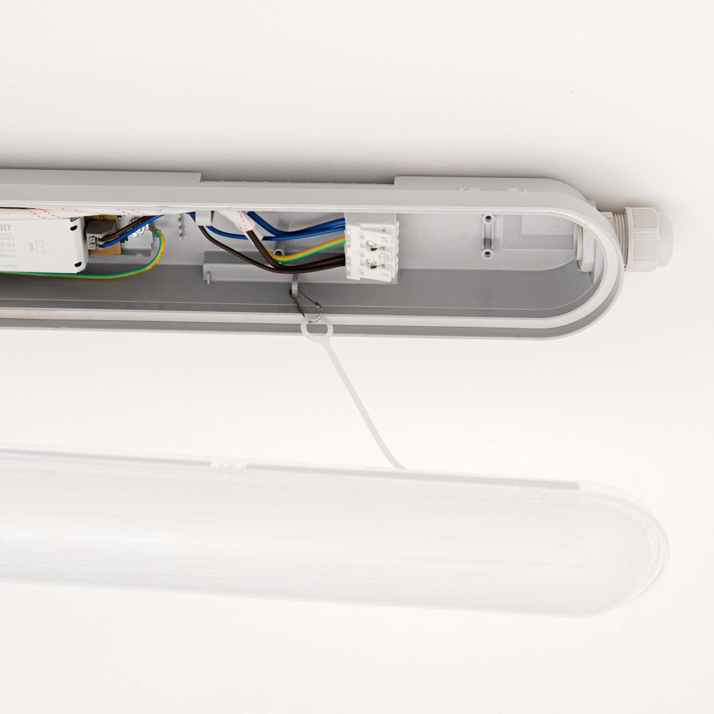 Comnox - PremiumPro LED TL armatuur - Waterdicht en slagvast - 120 cm