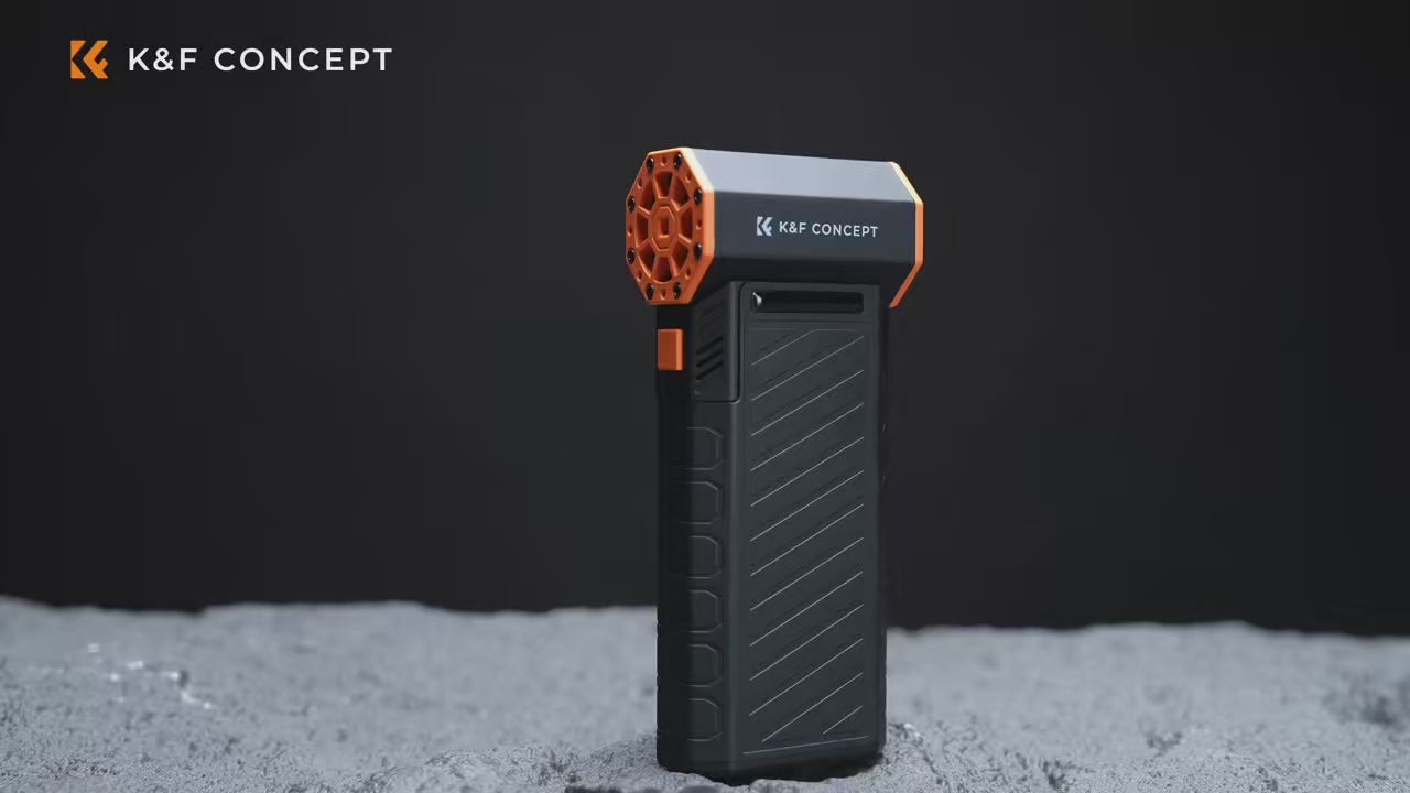 Magnetische Luchtblazer - Krachtige 300000 RPM - LED Verlichting - USB Opladen - 2-in-1 Blazer & Zuiger - productvideo