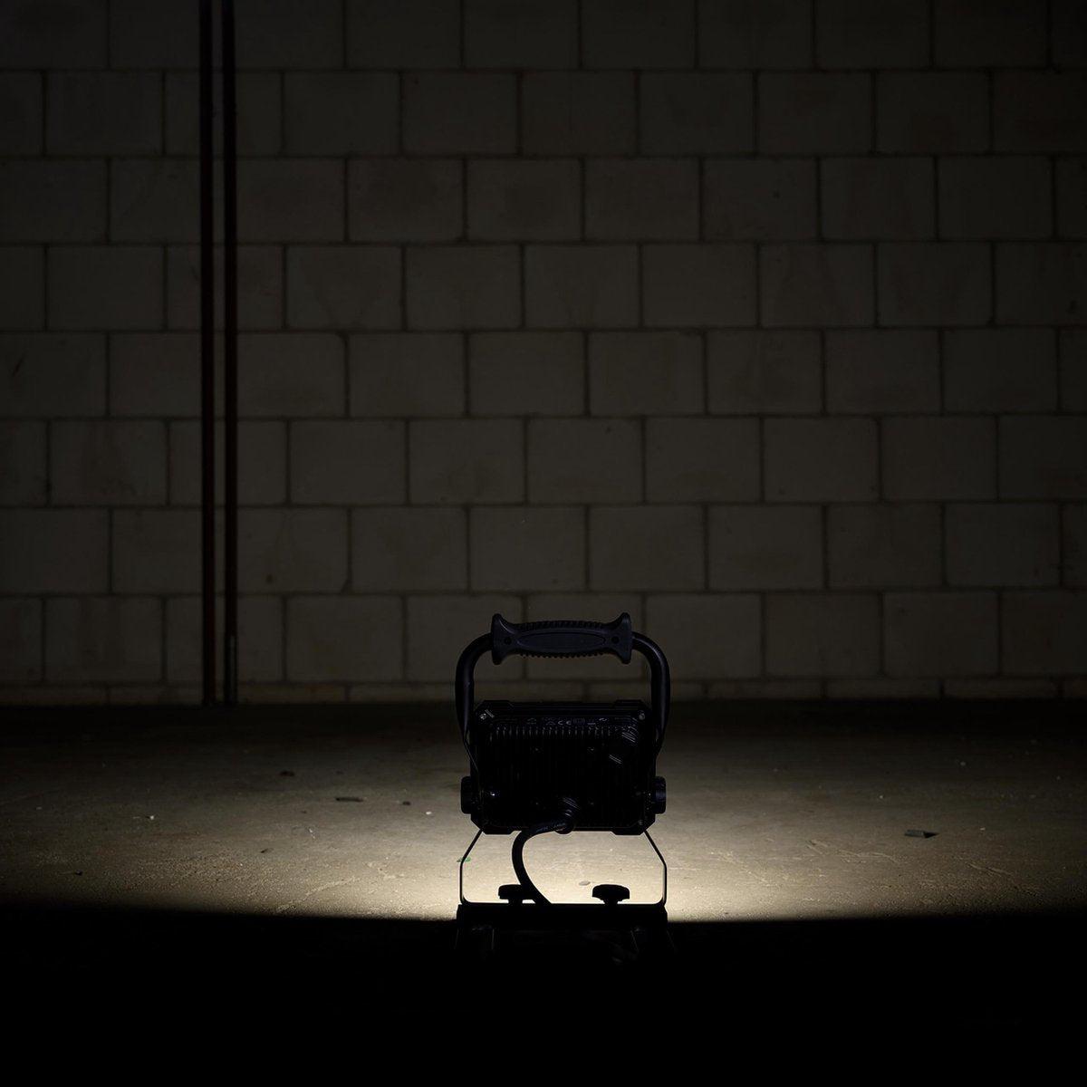 LED's Work Professionele LED Bouwlamp 2850 - Rough Service Tested - 5 meter snoer - 30W - IP65