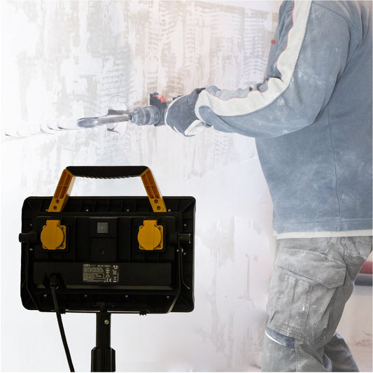 Comnox - LED's Work Bouwlamp 5000 - Heldere werklamp voor bouwplaatsen - Extra stopcontacten - IP54 water- en stofbestendig