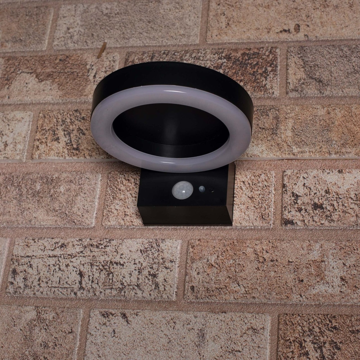 RVS Solar LED Buitenlamp met bewegingssensor - Draadloos - 3 standen - Zwart