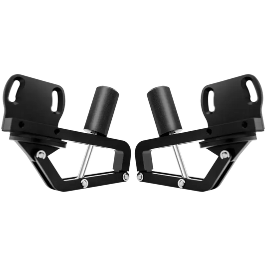 Zwarte metalen handgrepen met textielbekleding, ontworpen voor gebruik op een elektrische scooter. Geschikt voor fiets- en scooteraccessoires, met verstelbare bevestigingspunten voor optimale grip.