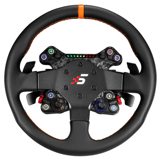 Zwart racestuur met oranje contrastnaden en kleurrijke knoppen, uitgerust met een centraal logo en multifunctionele bediening voor virtuele racegames. Geschikt voor intensieve simulaties en gaming-ervaringen.