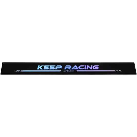 Zwart glanzend bord met 'KEEP RACING' in blauw paars neonlicht, voor raceauto's en motorsport. Het heeft een sportief ontwerp met de merknaam SIMAGIC en is geschikt als decoratie voor racingsport.