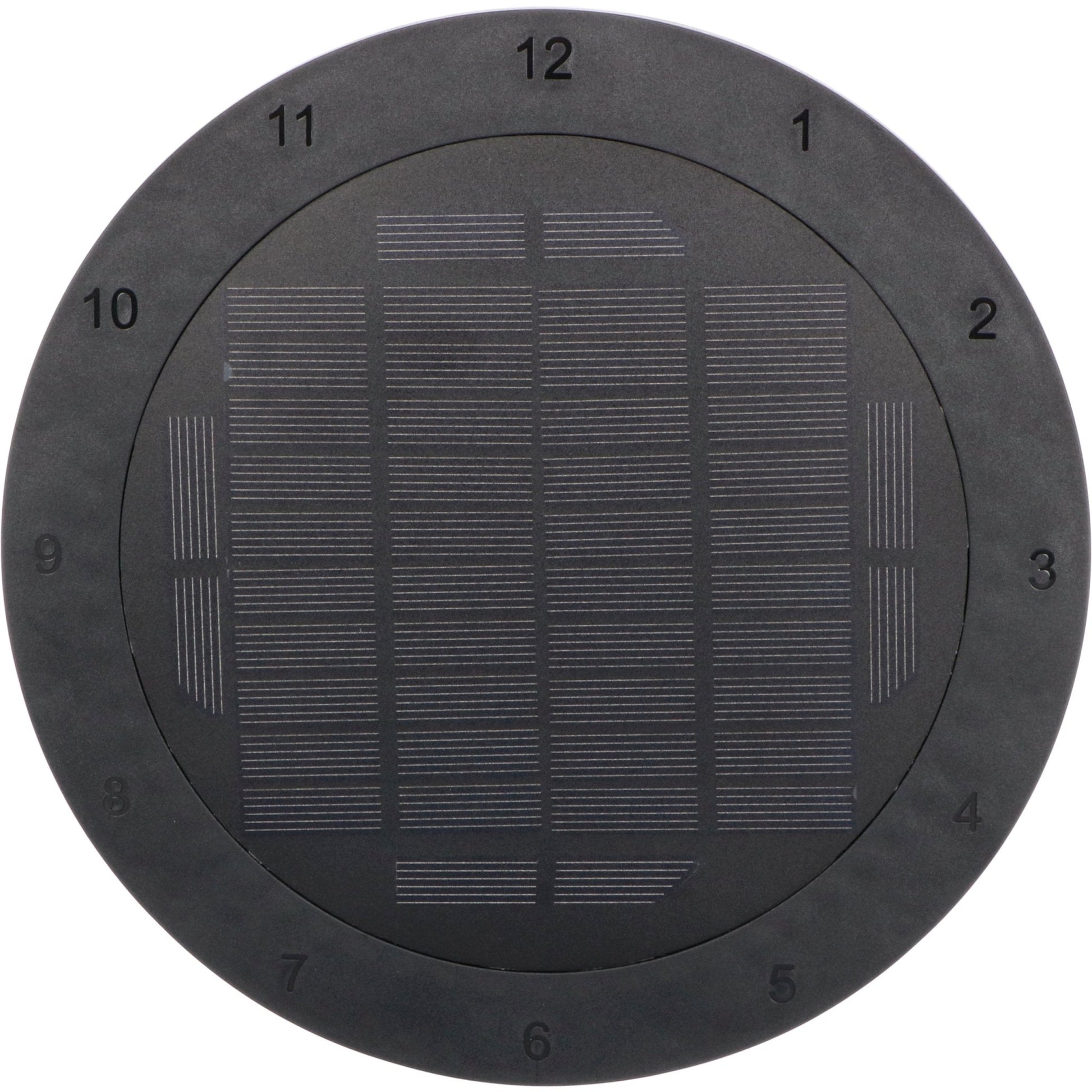 Zwart, ronde zonneklok met duidelijke witte cijfers en een zichtbare zonnecel. Geschikt voor zonnepanelen en energiezuinig gebruik in de tuin of op het bureau.