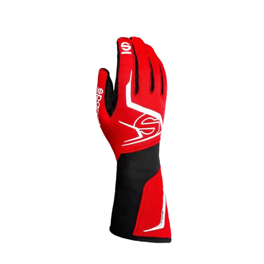Rode Sparco racehandschoen met witte logo’s en zwarte polsband, speciaal ontworpen voor motorsport. Geschikt voor racen en training op hoge snelheden.
