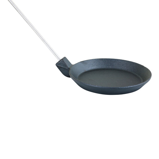 Comnox - The Windmill Campfire Skillet - Gietijzeren Bakpan voor Buiten Koken - Evenwichtige Warmteverdeling - Pre-Seasoned - Lang Handvat