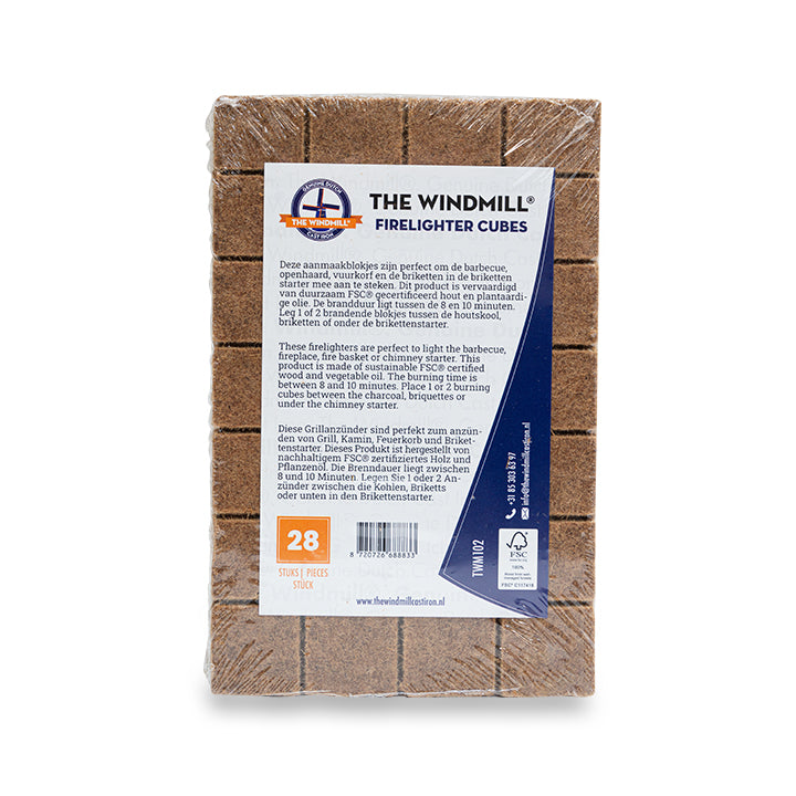 De Windmill Firelighter Cubes, bruine houten blokjes in plastic verpakking, zijn perfect voor barbecue, openhaard of vuurkorf. Geschikt voor brandstofstarters en grillen met natuurlijk hout.