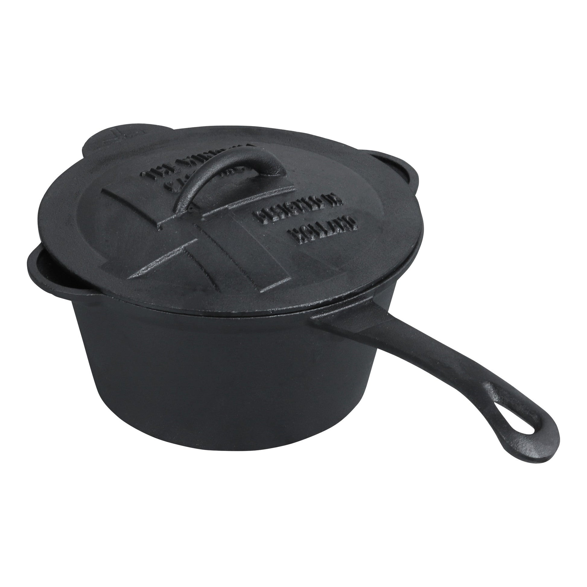 Zwarte kookpan van gietijzer met afsluitende deksel en handgrepen, geschikt voor kampvuur of houtskool. Robuust ontwerp voor outdoor koken en grillen.