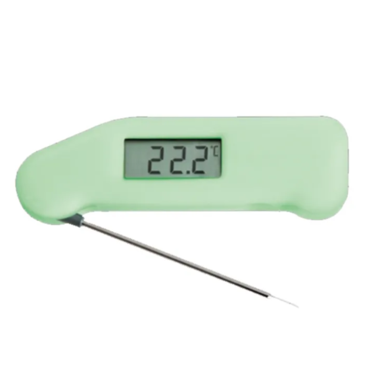 Lichtgroene digitale thermometer met glad, ergonomisch ontwerp en helder scherm, geschikt voor thuisgebruik. Compacte, hygiënische temperatuurmeting voor kinderen en volwassenen.
