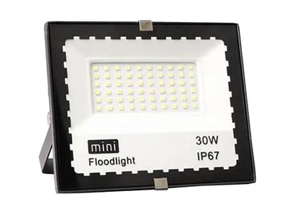 Een zwarte 30W LED-floodlight met IP67 bescherming, voorzien van een witte LED-geleidelijst en een zichtbare montagebeugel, geschikt voor buitenverlichting en tuinverlichting.