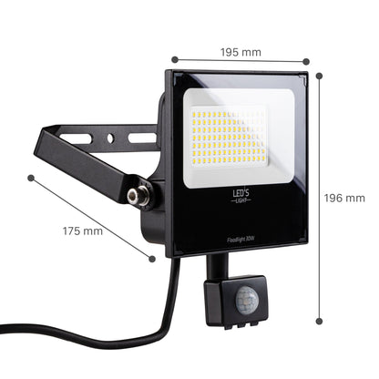 Zwart LED-stralingslicht met 30W vermogen en bewegingssensor, geschikt voor buitengebruik. Het apparaat heeft een glanzende witte reflector en een zichtbare schakelaar voor nachtzicht.