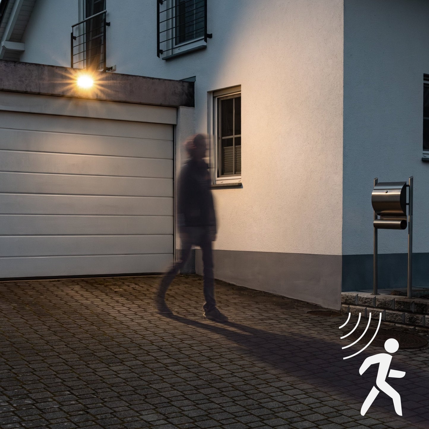 Zwarte LED’s Floodlight 30W met bewegingssensor, voor buitenverlichting. Zichtbare LED-matrix, montagearm en kabel voor veilige nachtverlichting.