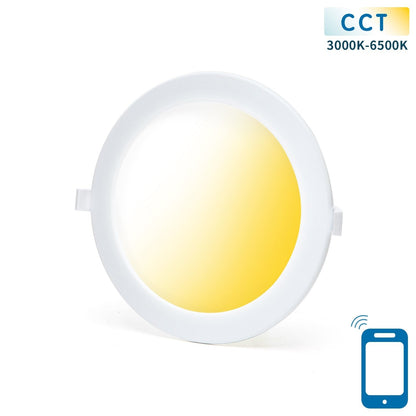 Een witte, ronde LED-plafondlamp met warm wit licht, uitgerust met een app-afstandsbediening. Geschikt voor moderne interieurs en smart home systemen.